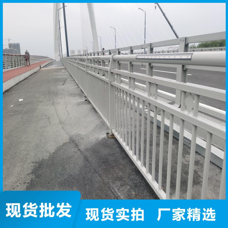 灯光护栏道路隔离栏质量优价格低