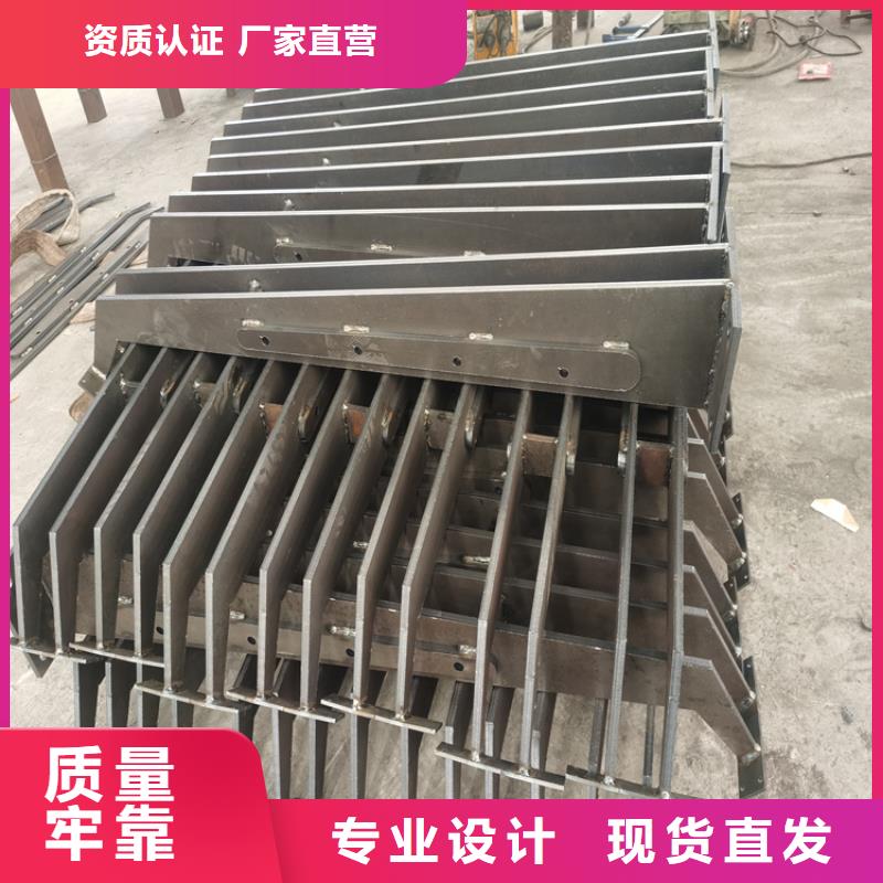靠谱厂家:无缝管河道防撞栏杆