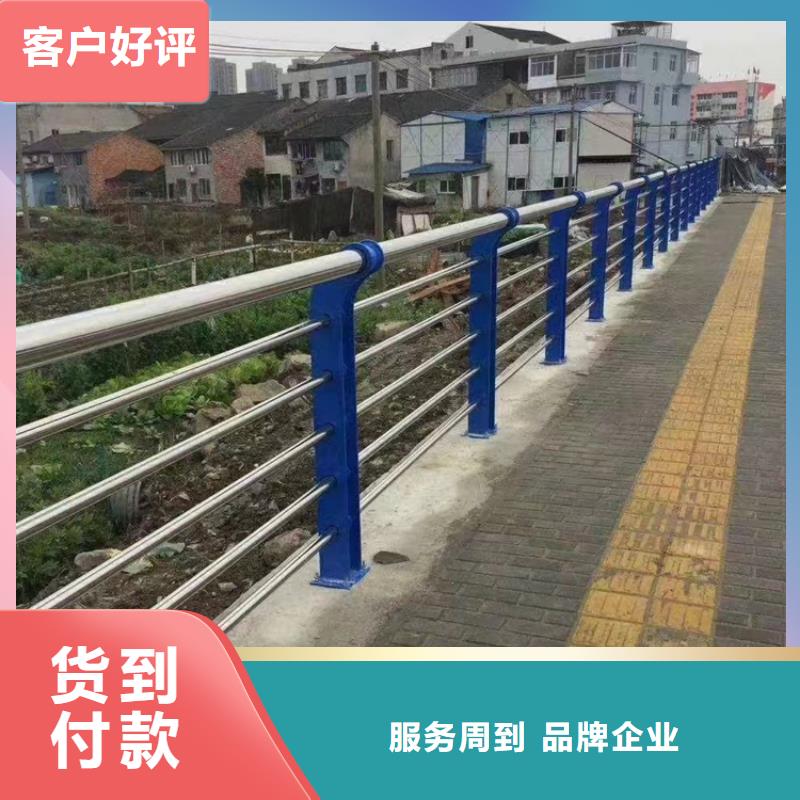 河道不锈钢仿木隔离防撞栏杆型号规格齐全