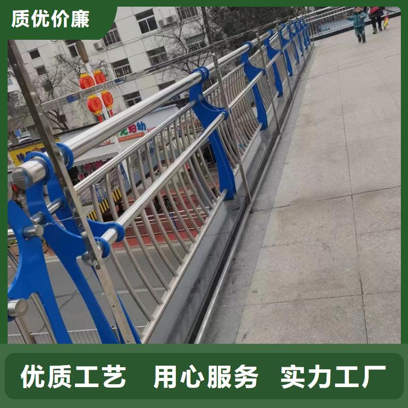 公园防撞栏杆安装很方便