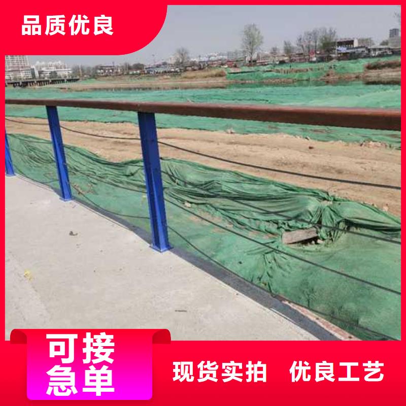 灯光护栏_道路隔离栏同行低价