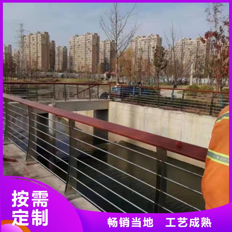 护栏防撞护栏立柱实力商家供货稳定