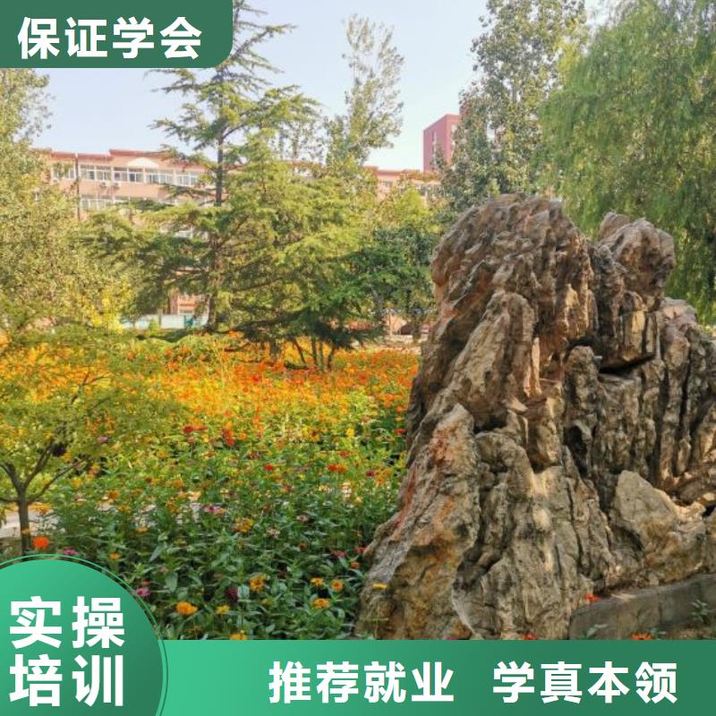 【面点小吃培训挖掘机钩机培训学校哪家好就业快】