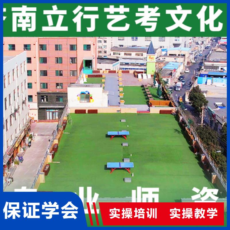 山东咨询《立行学校》学费艺术生文化课培训学校温馨的宿舍